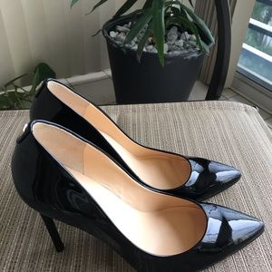 Patent leather shoes